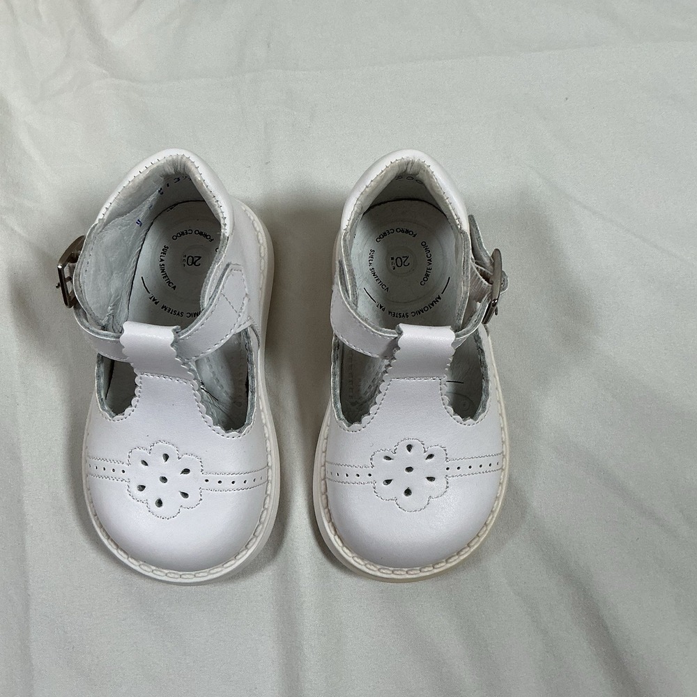 Dogi Girls White Leather Mary Jane Shoes Size 20 MX Flower Cutout Mexico